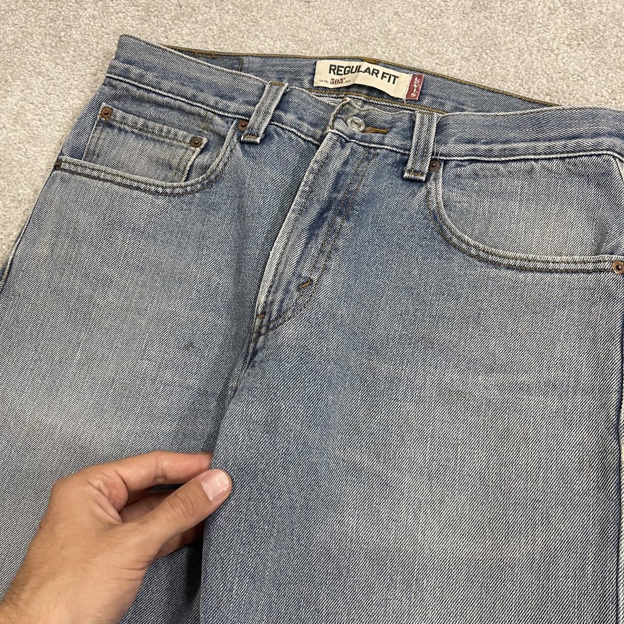 Y2K Levi’s 505 jeans W32L32 straight leg washed blue Straight fit 5 pocket pants belt loops red tab