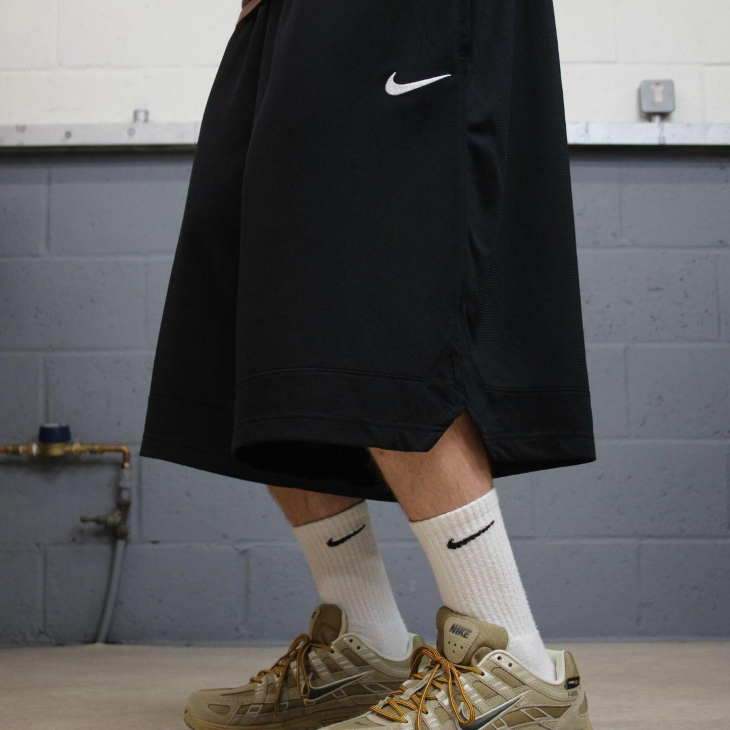 Baggy Nike sports shorts y2k black Basketball style embroidered loose floaty summer shorts