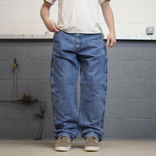 Blue Wrangler carpenter jeans W36L34 loose cargo skater style jeans