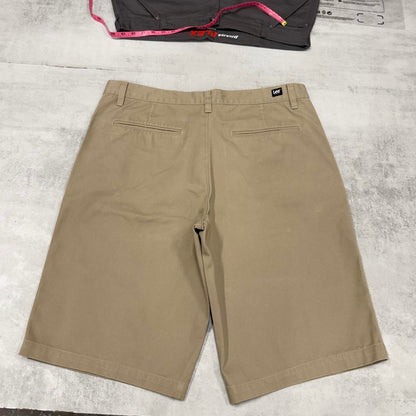 Mens Lee shorts W38