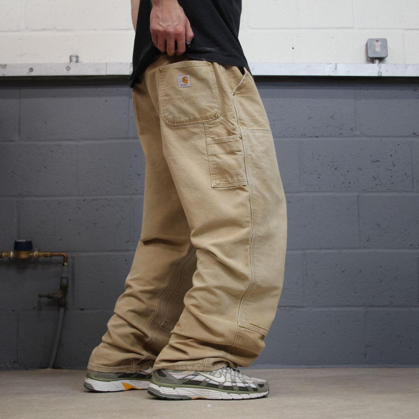 Double knee Carhartt baggy carpenter jeans Wide leg tan brown thick canvas skate cargo work pants