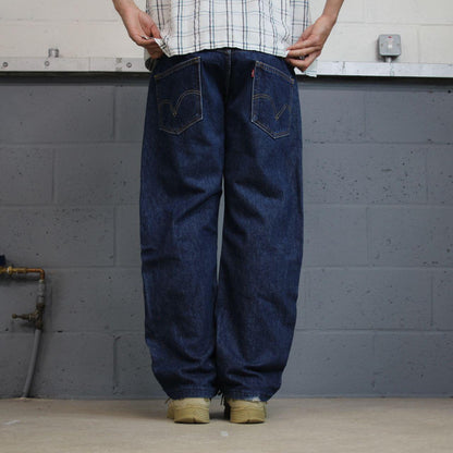 Levi’s 505 jeans Y2K blue straight leg denim Levi’s straight leg 2000s style pants red tab logo