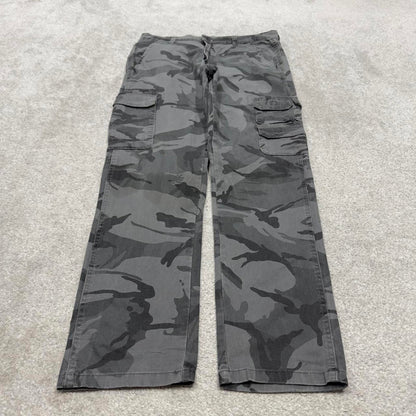 Camo Wrangler cargo pants W34L30 faded grey camouflage straight y2k style cargo trousers