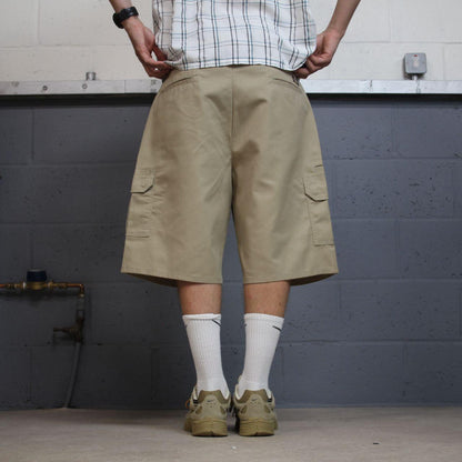 Dickies cargo chino shorts utility khaki Chino skater / surf shorts loose relaxed fit festival