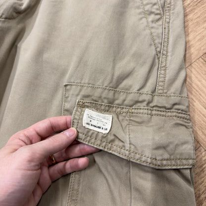 Levi's baggy cargo pants y2k Wide leg loose straight fit beige cargo utility pants