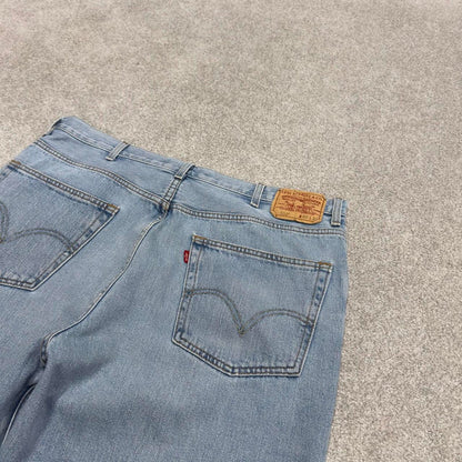 Vintage Y2K Levi’s 550 jeans blue Loose straight leg 00s style denim pants red tab logo