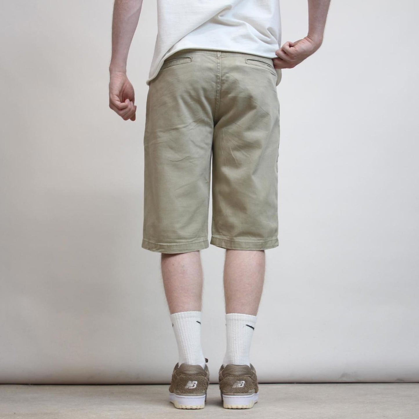 Mens Beige Levi’s shorts W32