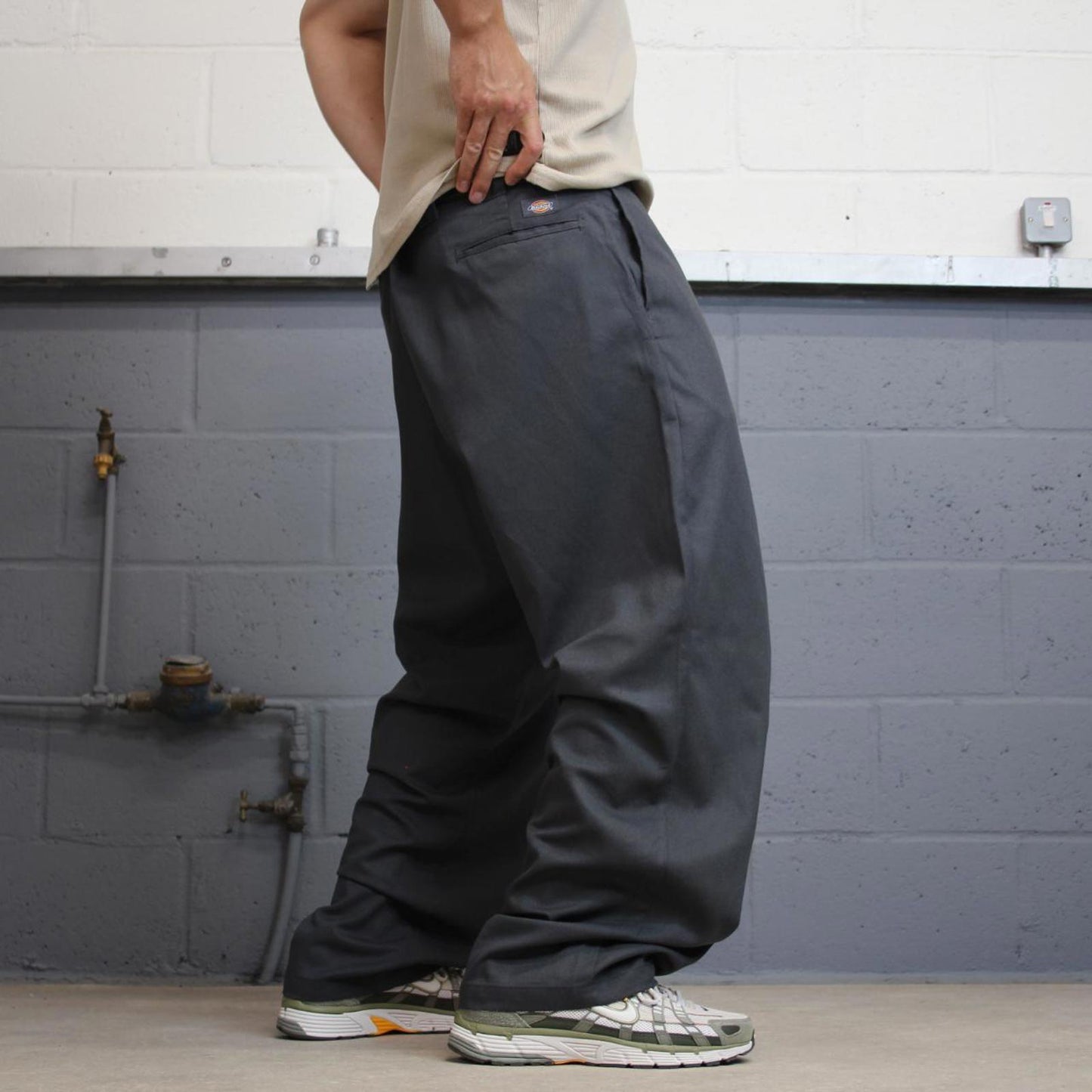 Dickies 874 Chino Pants W46 L30 Grey loose original fit chino style skate pants