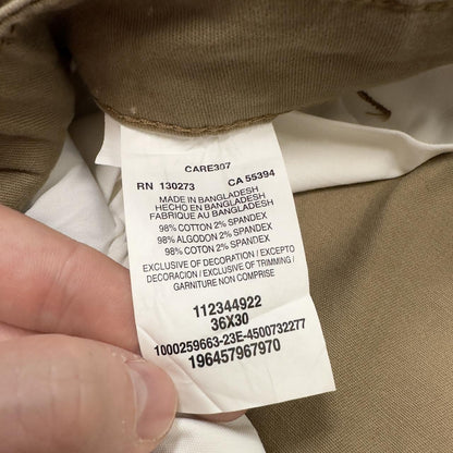 Wrangler cargo pants y2k khaki W36L30 Regular taper fit utility workwear style trousers