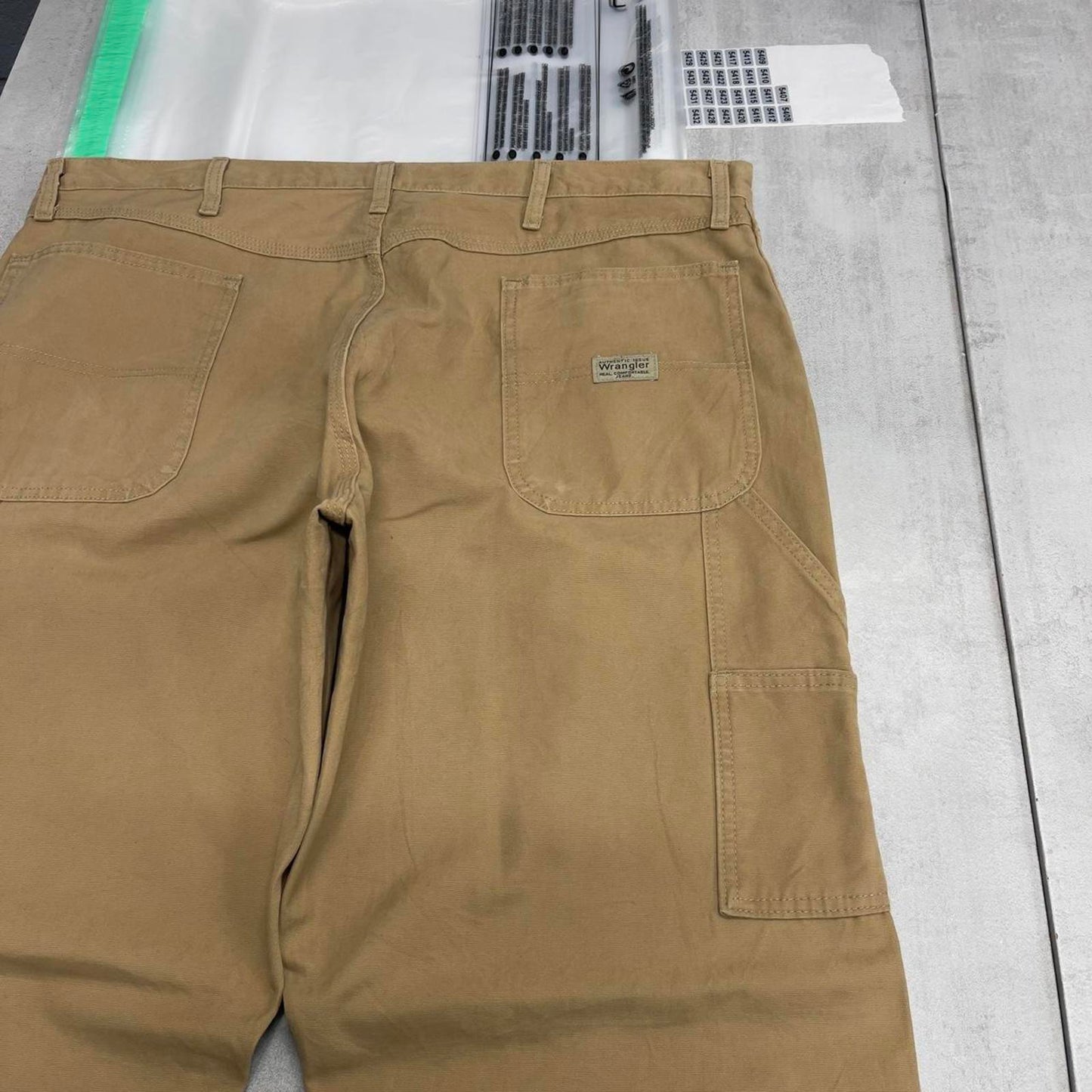 Wrangler carpenter trousers W42L33