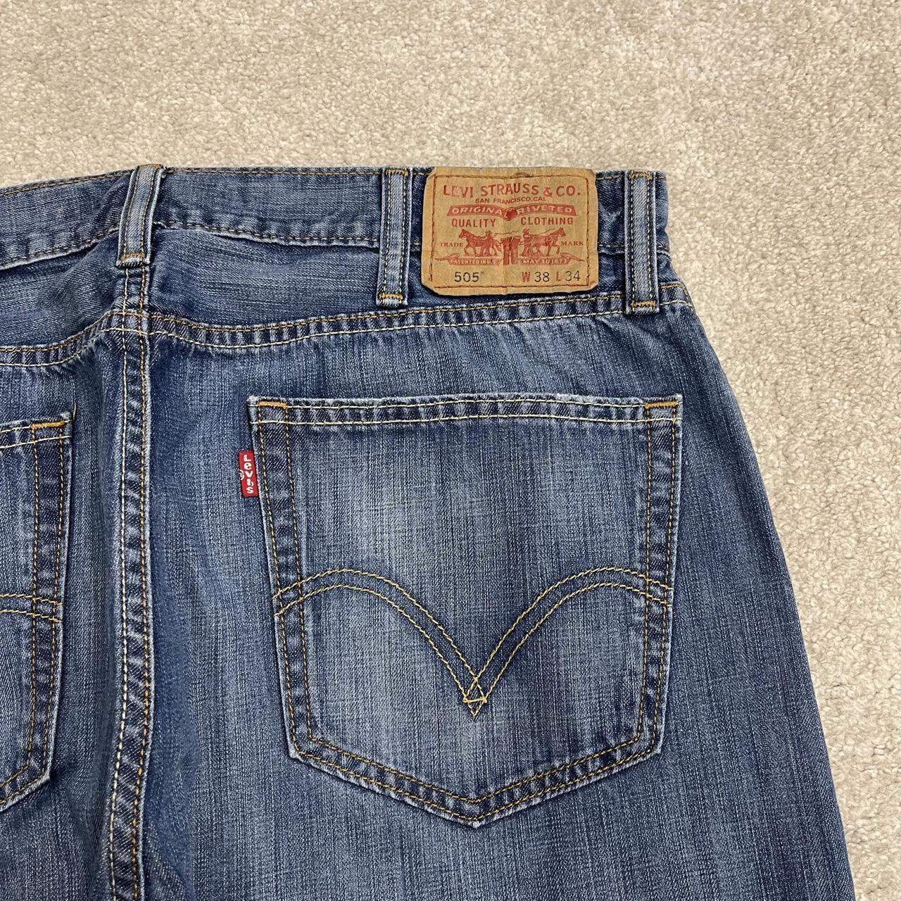 Y2K Levi’s 505 jeans W38L34 blue 100% cotton straight fit 5 pocket belt loops red tab logo