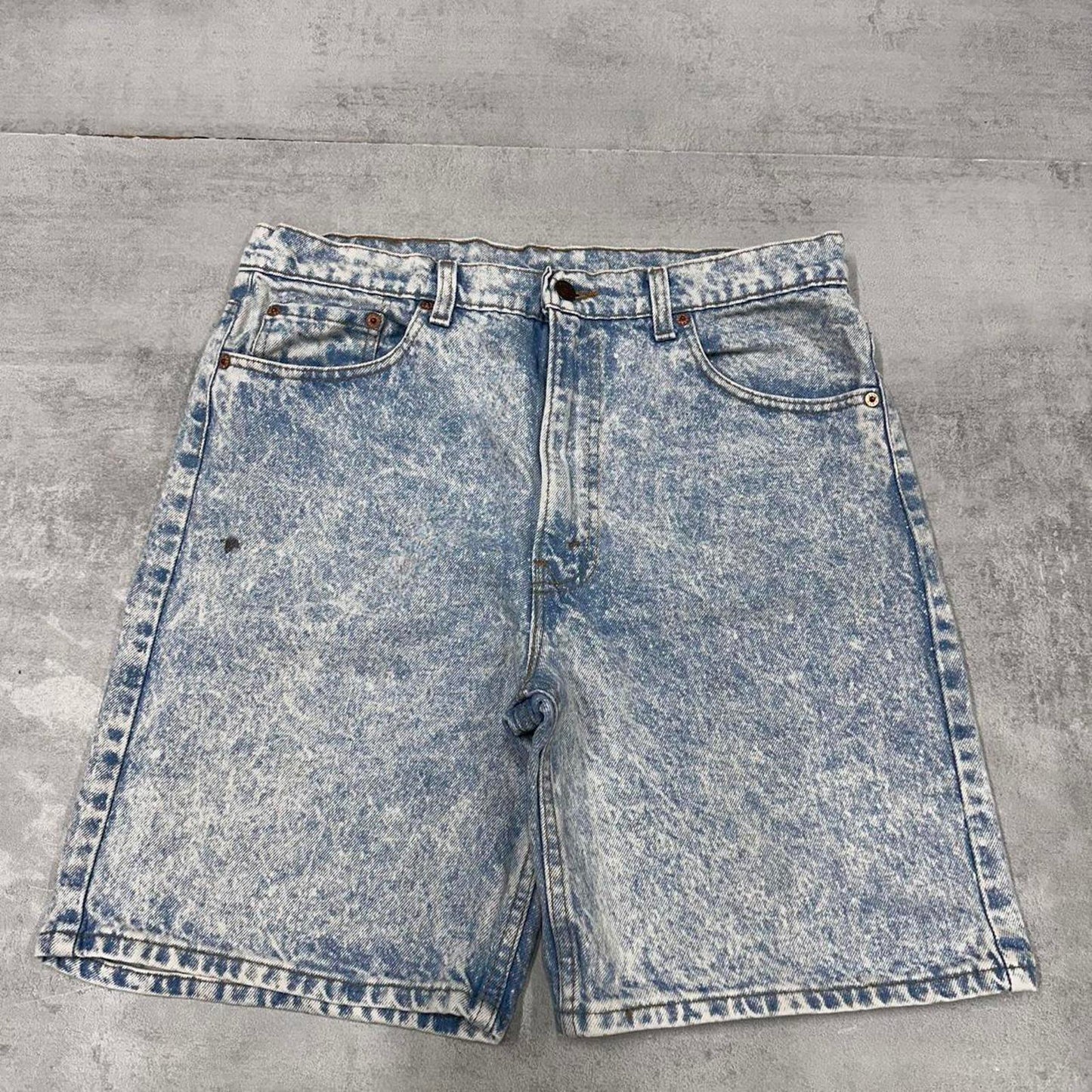 Mens Levi’s 505 jorts W34