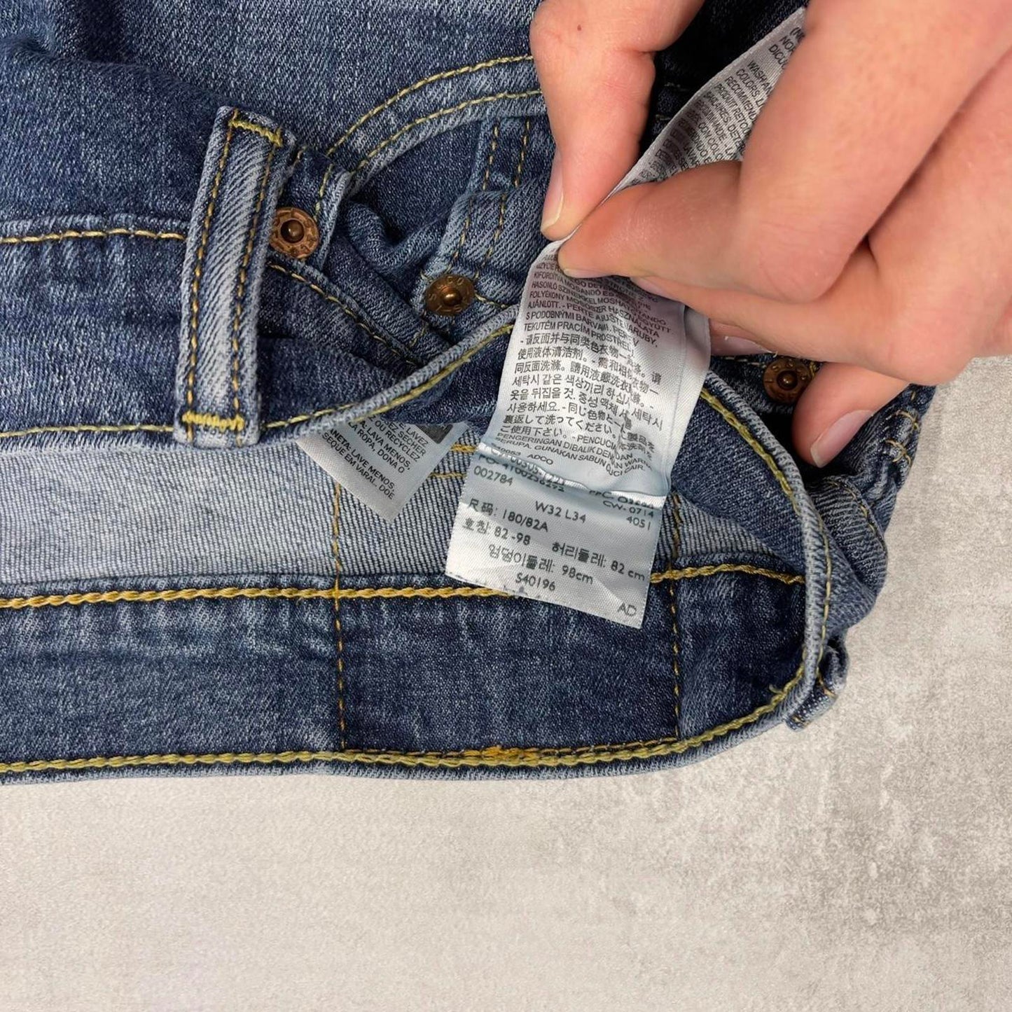 Mens Levi’s Jorts W32