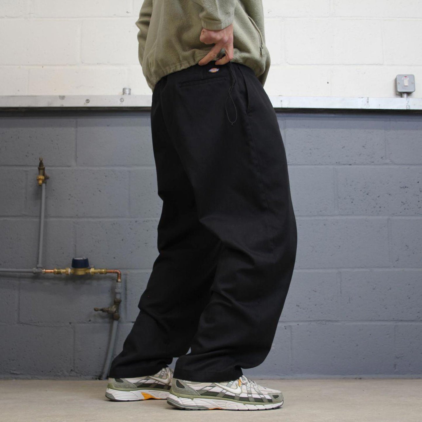 Vintage Dickies work skate Pants W40L30 black 90s twill chino style skater pants workwear