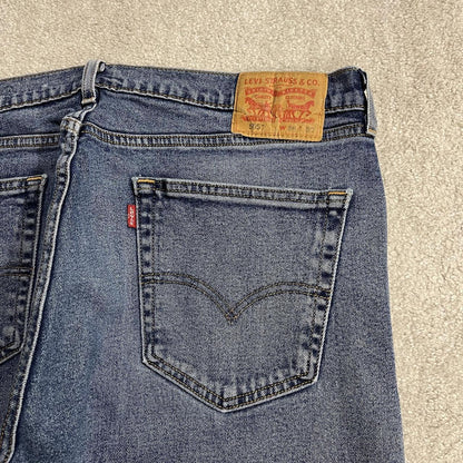 Y2K Levi’s 505 jeans W36L30 blue Straight fit 5 pocket belt loops red tab logo