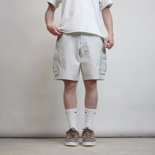 Mens Columbia cargo shorts W32