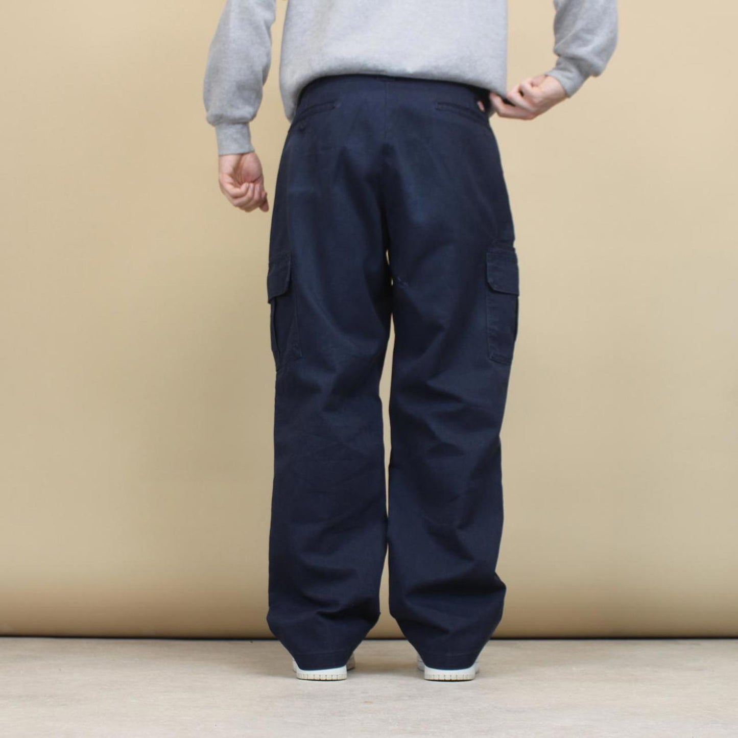 Navy Dickies cargo pants W36L32 loose twill chino style skater cargos
