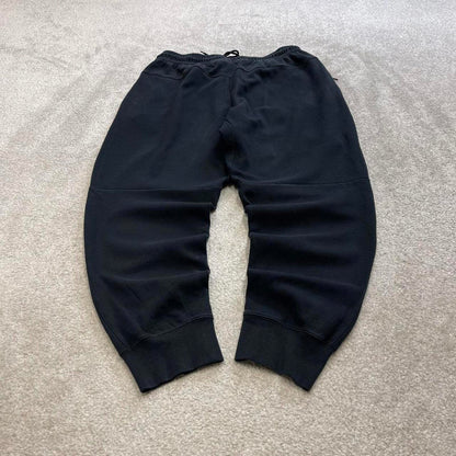 Black Nike sweatpants Large loose y2k style joggers Swoosh logo gym wear track pants