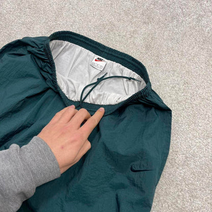 00s baggy Nike tracksuit bottoms green Medium loose y2k style sportswear track pants gym wear