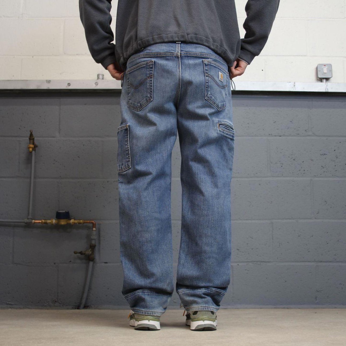 Carhartt carpenter jeans blue 90s skater style W38L32 relaxed denim 5 pocket pants