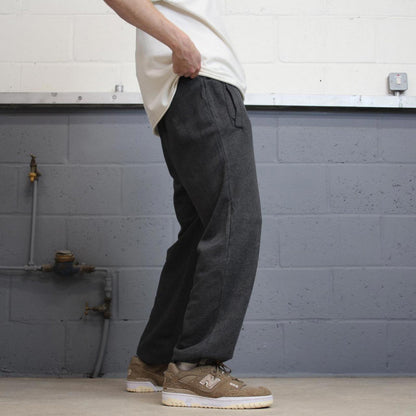 Y2k Nike tracksuit bottoms Medium men's grey joggers sweatpants loose track pants swoosh logo
