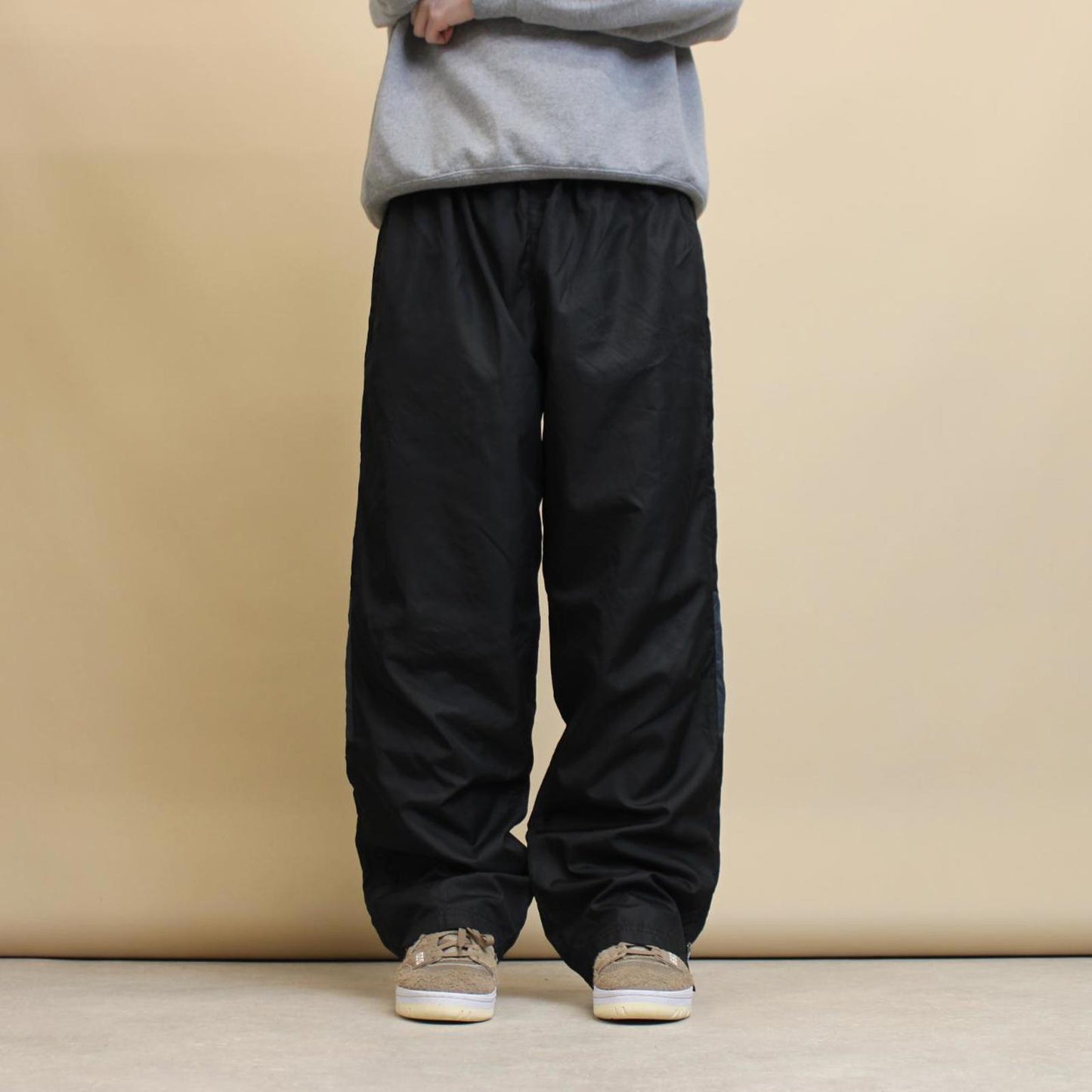 Black baggy Starter tracksuit bottoms L