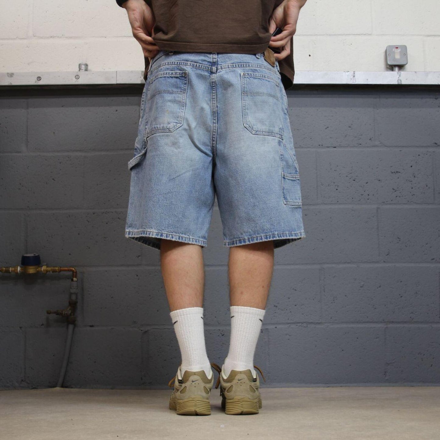 Denim carpenter shorts cargo blue Lands End loose leg skater style surf jorts