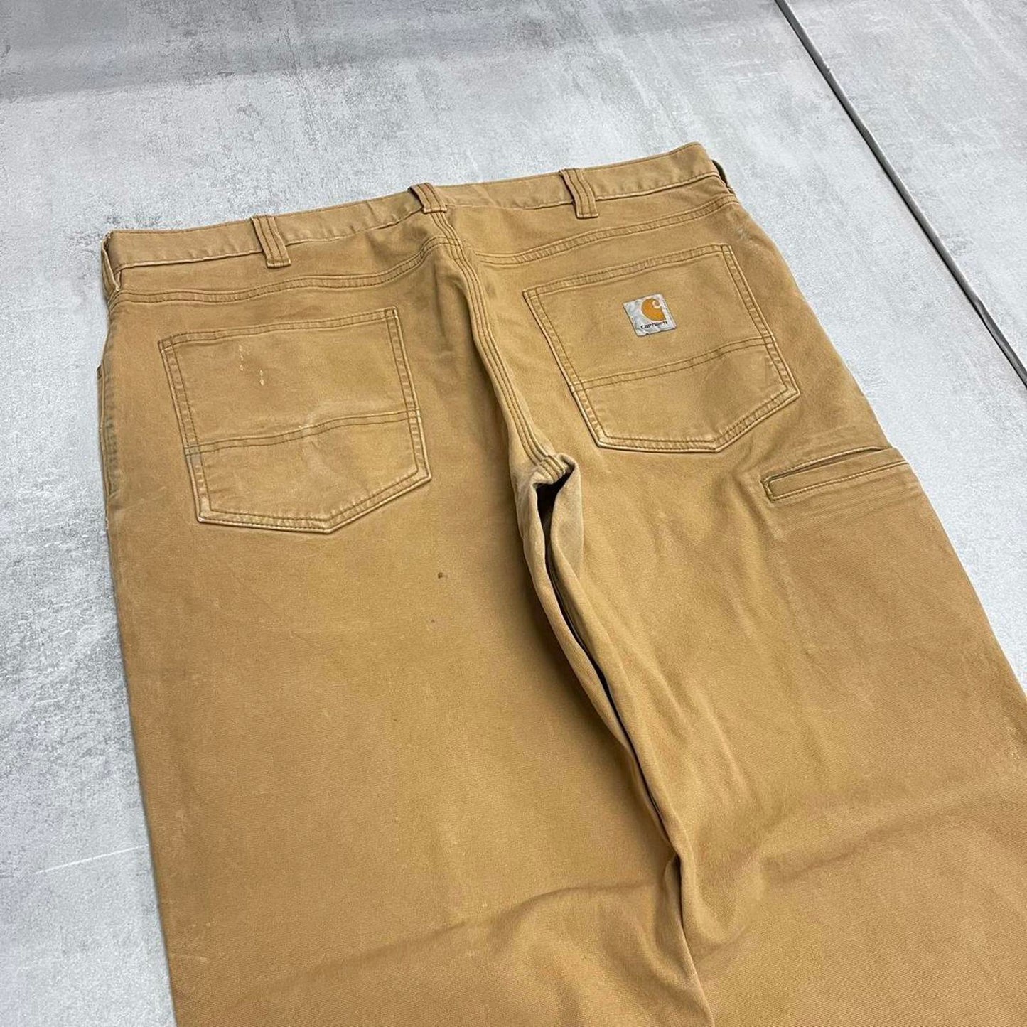 Carhartt carpenter pants W38L30 relaxed fit cargos faded tan