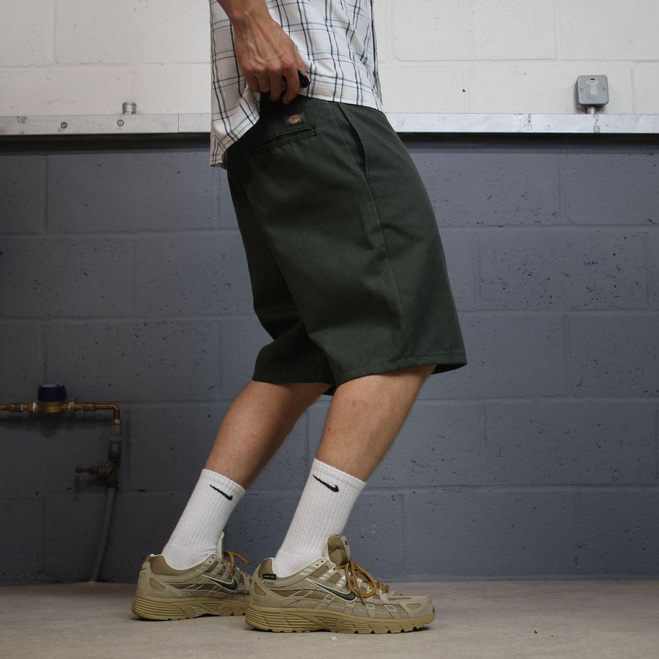 Dickies 874 shorts y2k original fit green Twill chino skater surf style shorts