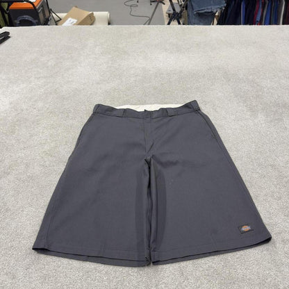 Dickies baggy chino shorts carpenter grey Surf style skater shorts long wide leg festival