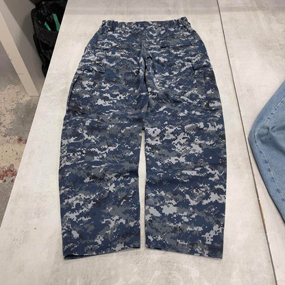 US Navy cargo pants W32L31 baggy blue USN digital camouflage trousers double knee pleated