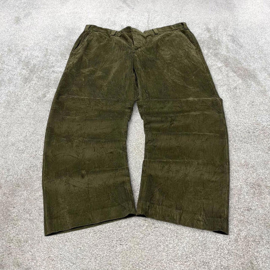 Baggy Orvis corduroy pants W40L31 green wide wale jumbo cord trousers 90s skater style