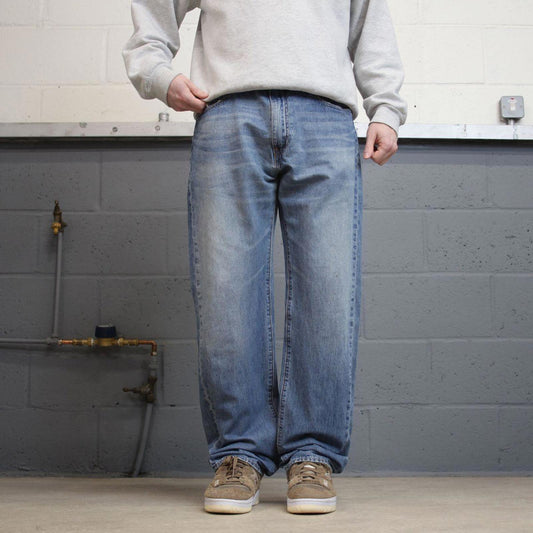 Vintage y2k Levis 505 jeans black Casual style 5 pocket straight leg denim pants